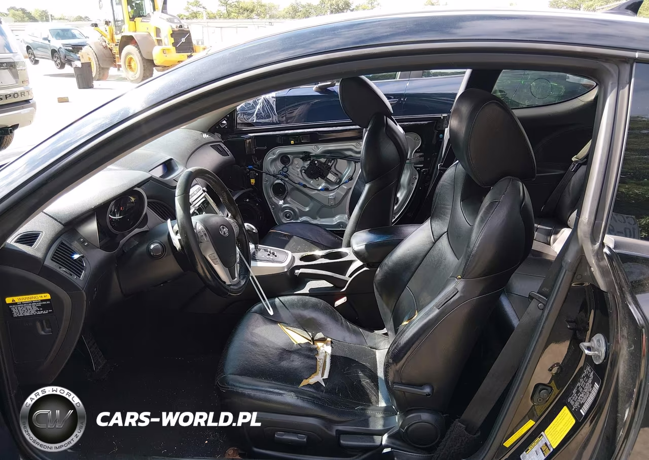 2010 Hyundai Genesis 3.8 Track VIN:KMHHU6KH1AU027503 - 5