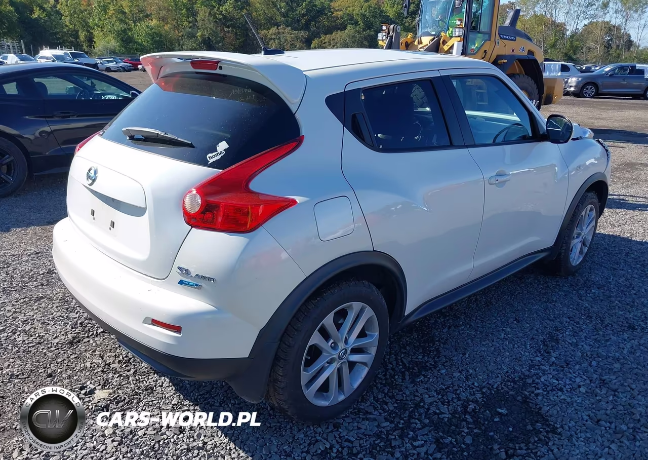 2014 Nissan Juke Sl VIN:JN8AF5MV0ET361731 - 4