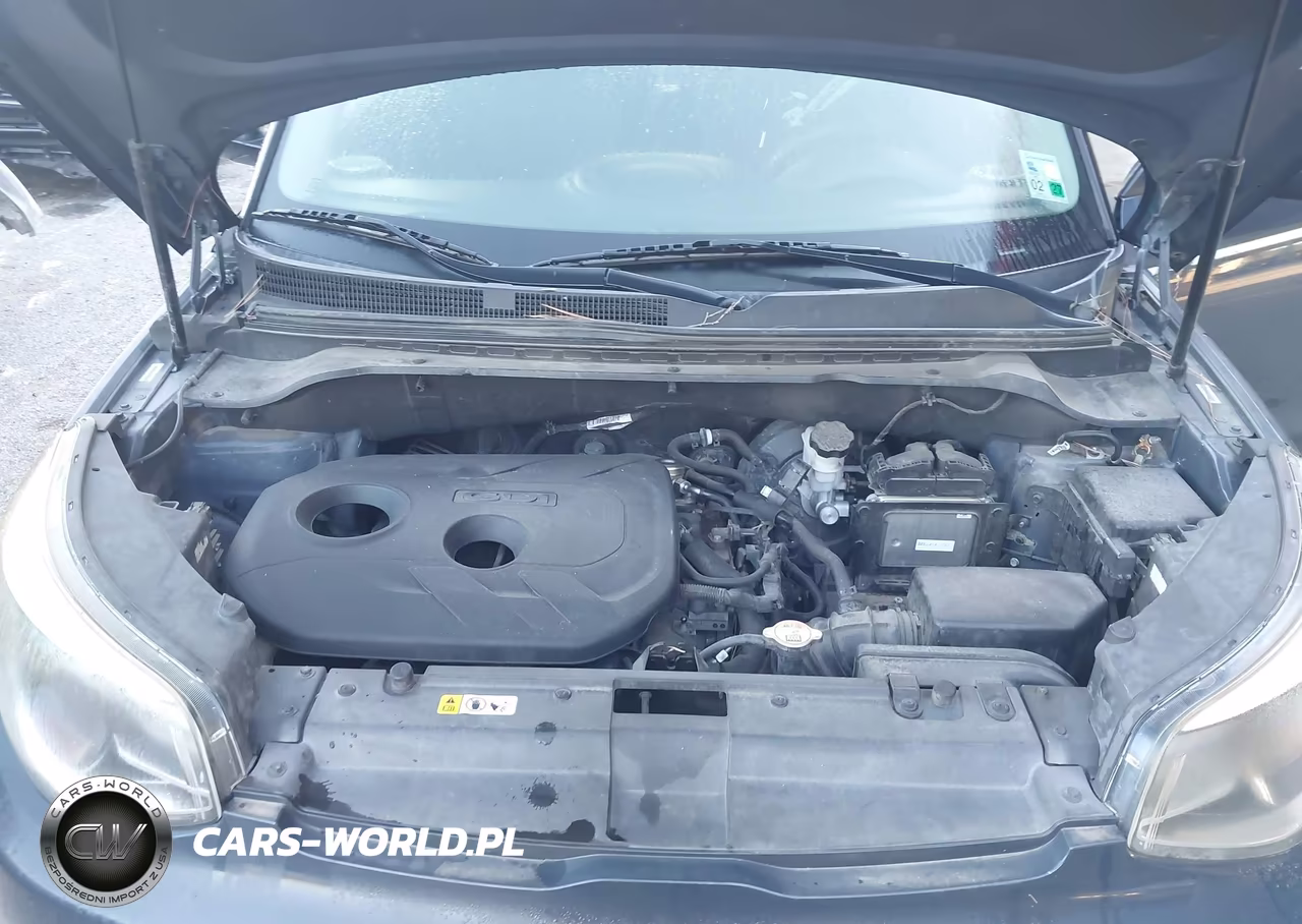 2015 Kia Soul + VIN:KNDJP3A55F7178773 - 10