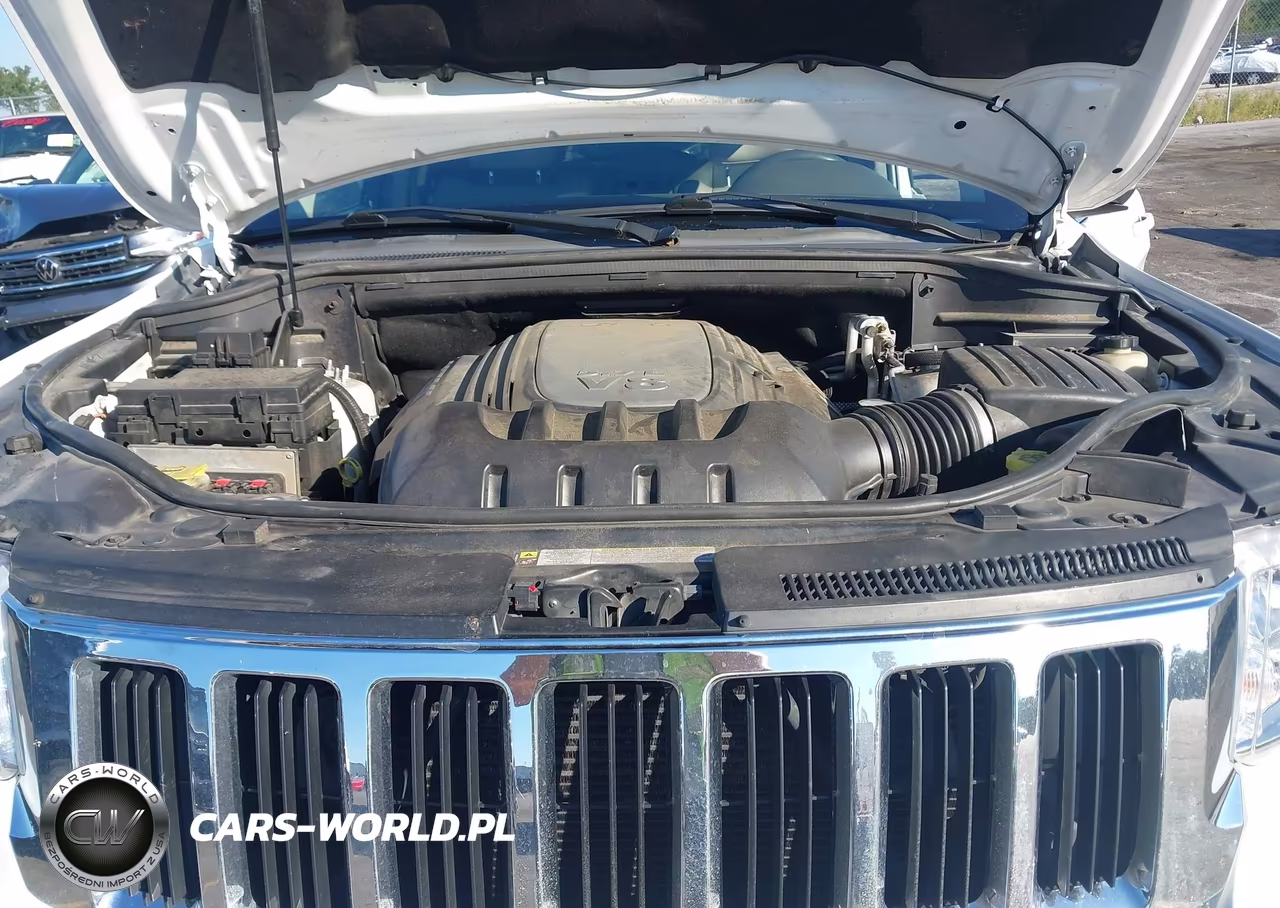 2013 Jeep Grand Cherokee Laredo VIN:1C4RJEAT0DC514171 - 10