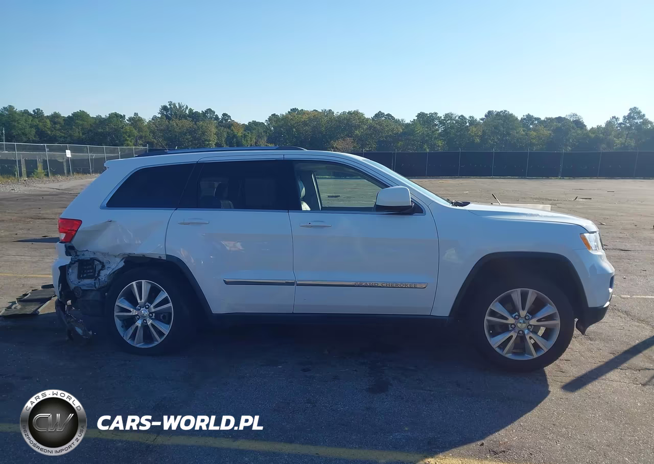 2013 Jeep Grand Cherokee Laredo VIN:1C4RJEAT0DC514171 - 14