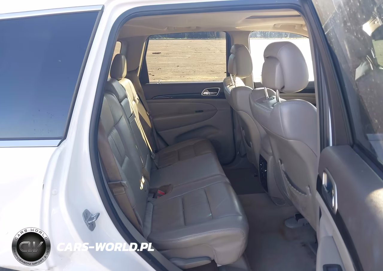 2013 Jeep Grand Cherokee Laredo VIN:1C4RJEAT0DC514171 - 8
