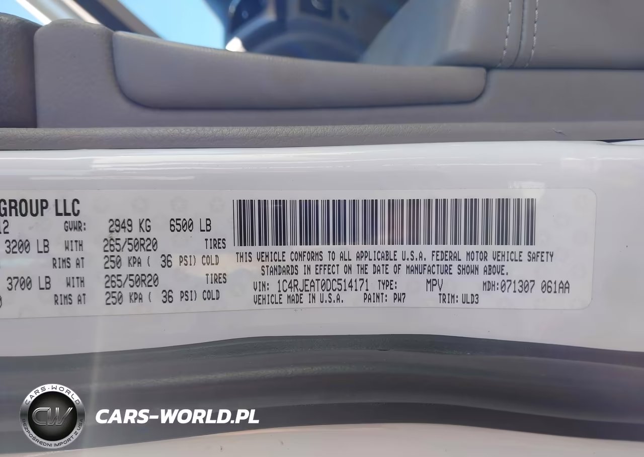 2013 Jeep Grand Cherokee Laredo VIN:1C4RJEAT0DC514171 - 9