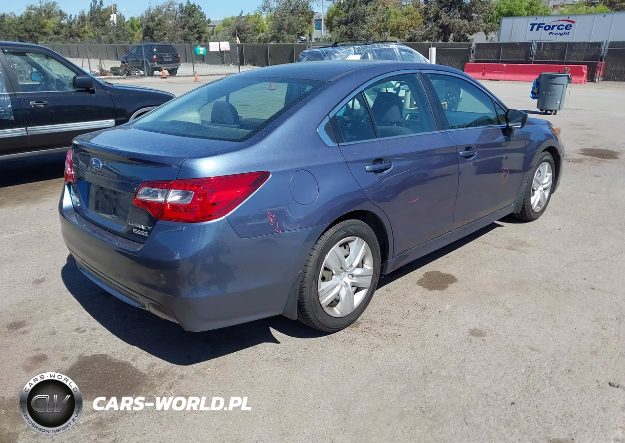 2015 Subaru Legacy 2.5I VIN:4S3BNAA64F3044268 - 4