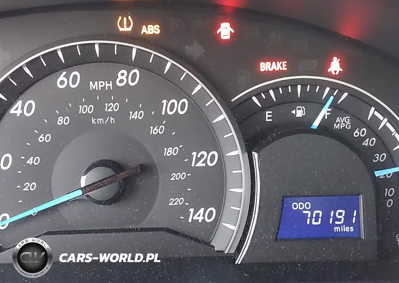 2014 Toyota Camry Le VIN:4T4BF1FK1ER394941 - 15