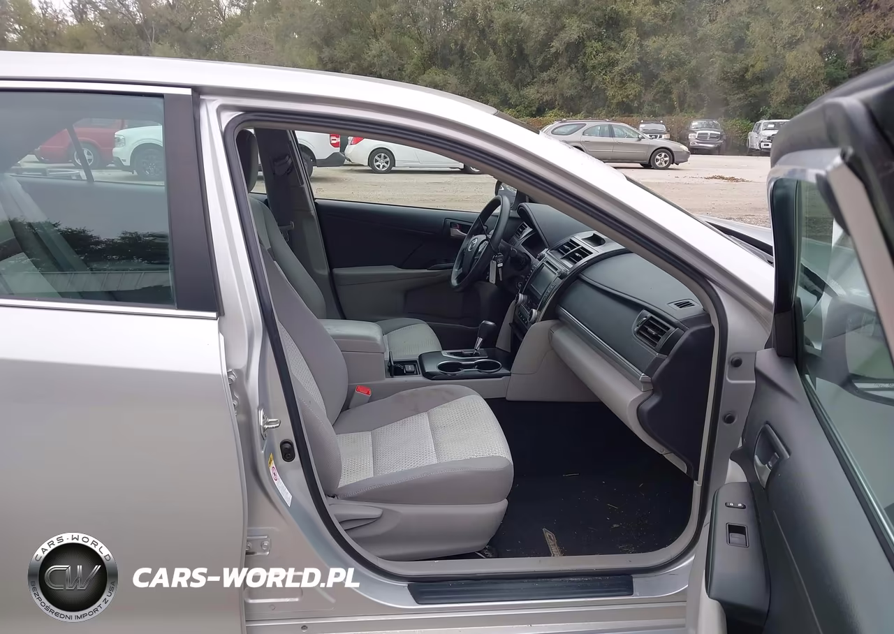 2014 Toyota Camry Le VIN:4T4BF1FK1ER394941 - 5