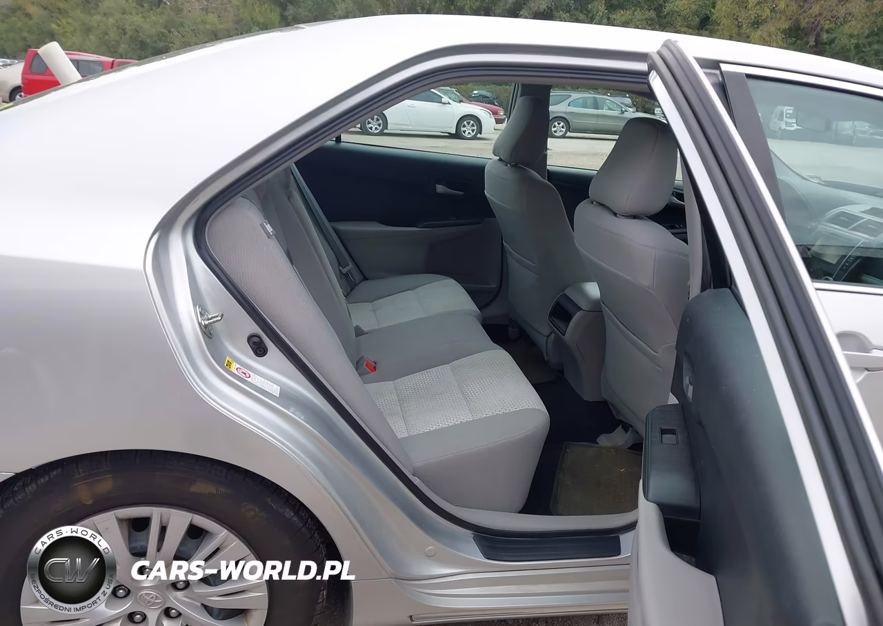 2014 Toyota Camry Le VIN:4T4BF1FK1ER394941 - 8