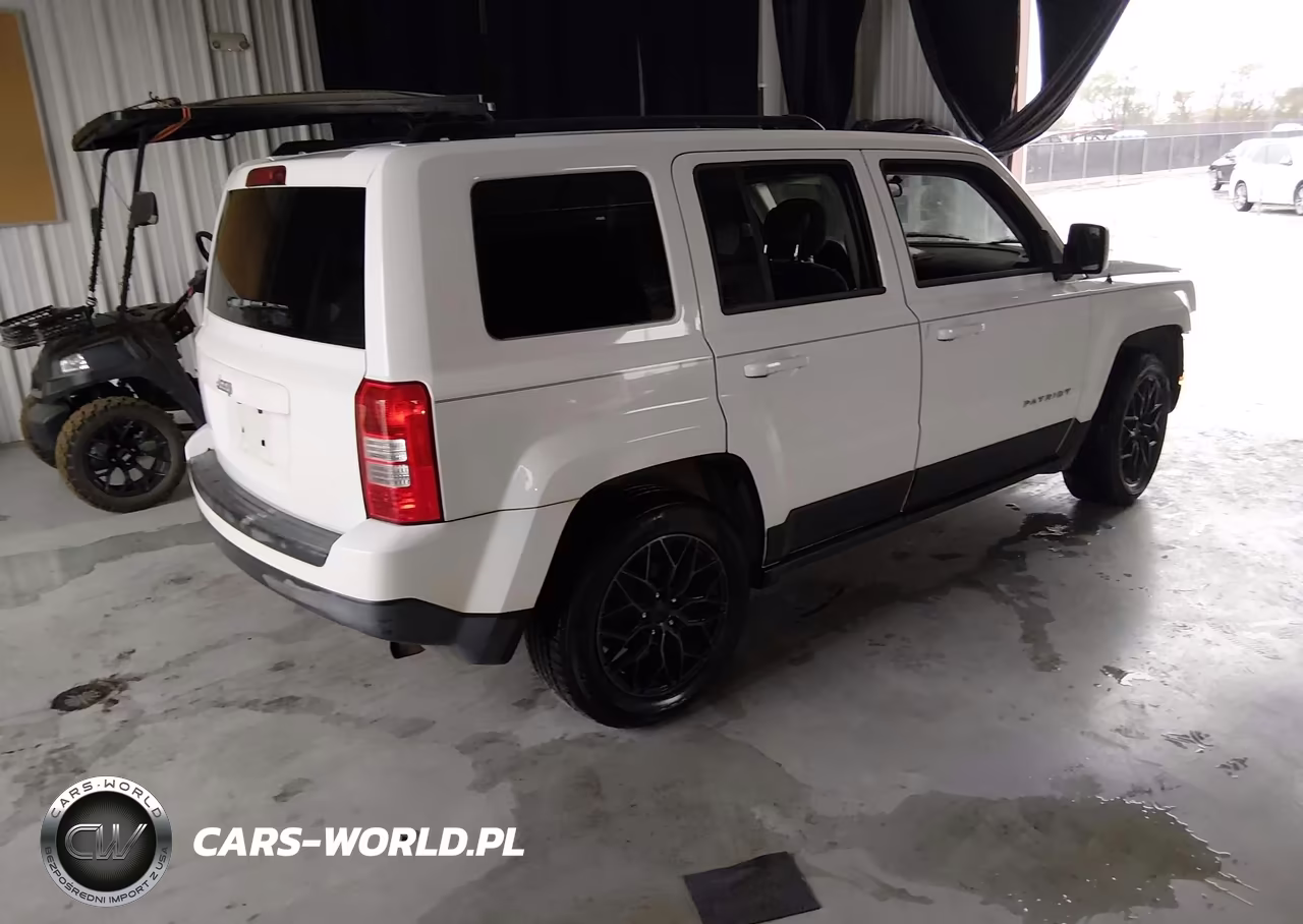 2015 Jeep Patriot VIN:1C4NJPBB5FD118427 - 4