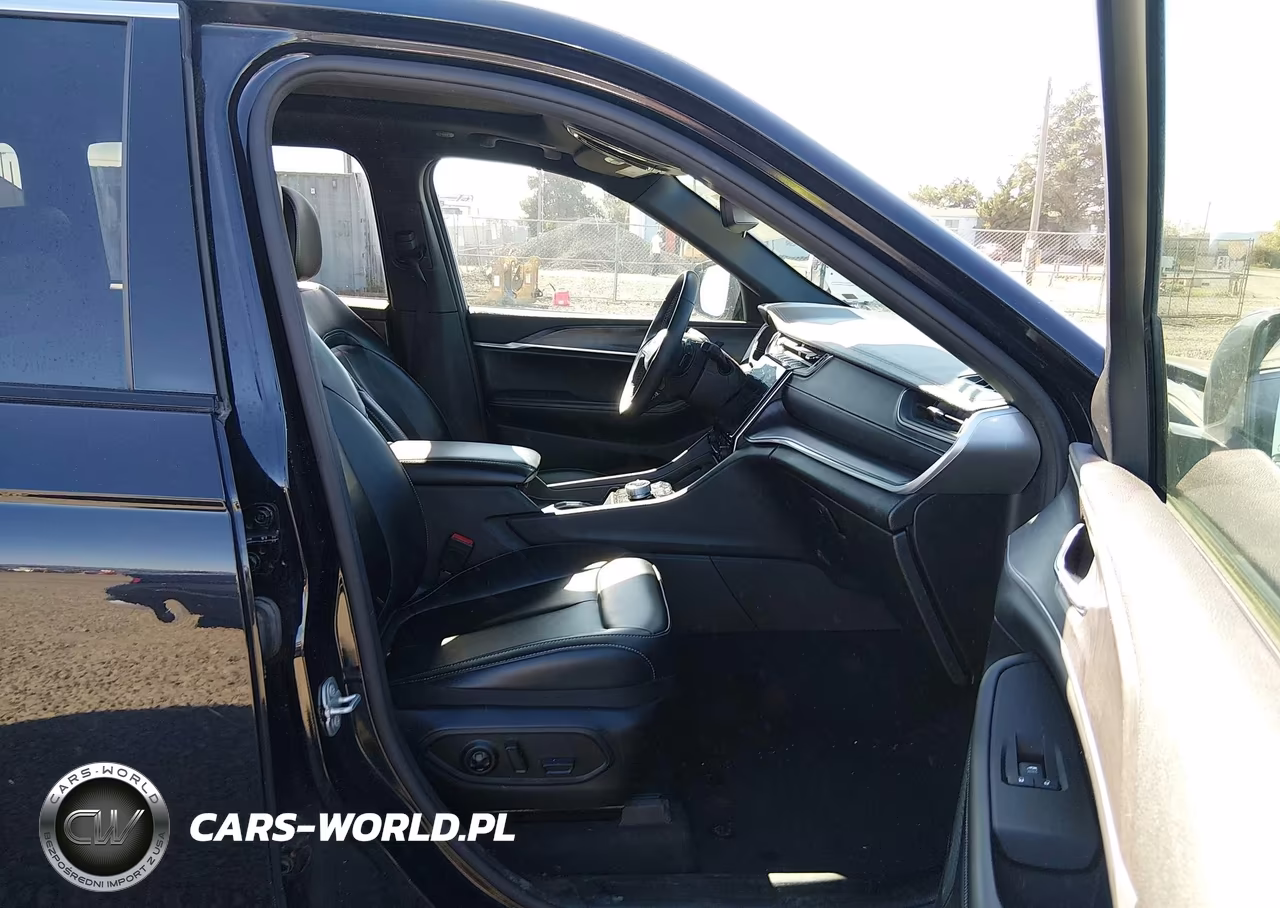 2024 Jeep Grand Cherokee 4Xe VIN:1C4RJYB66RC171349 - 5