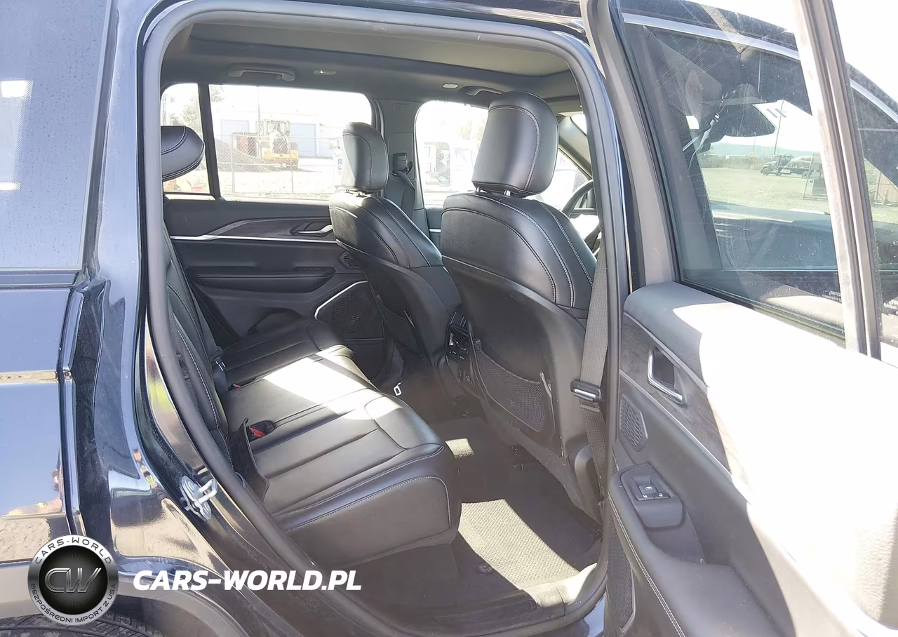 2024 Jeep Grand Cherokee 4Xe VIN:1C4RJYB66RC171349 - 8