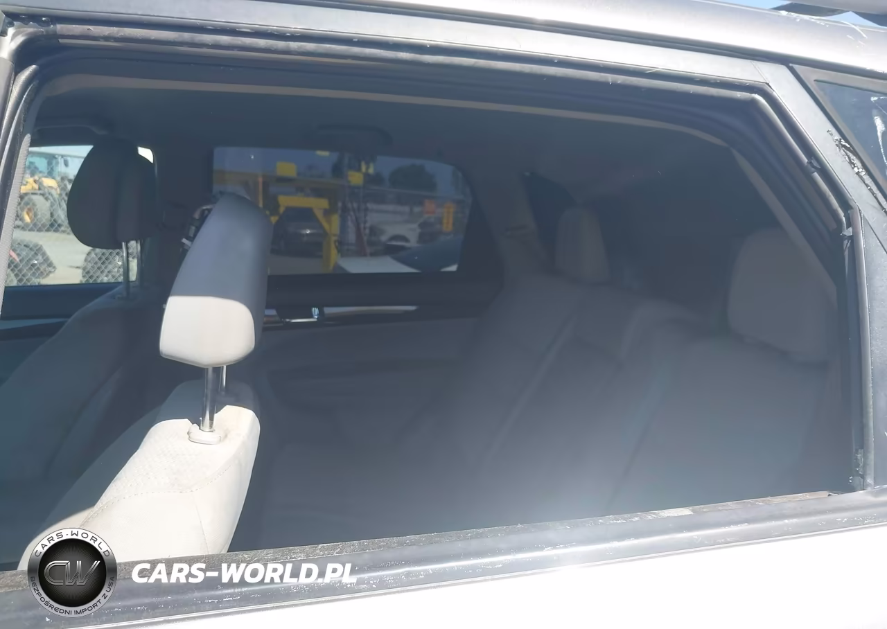 2011 Kia Sorento Lx VIN:5XYKT4A15BG183021 - 12