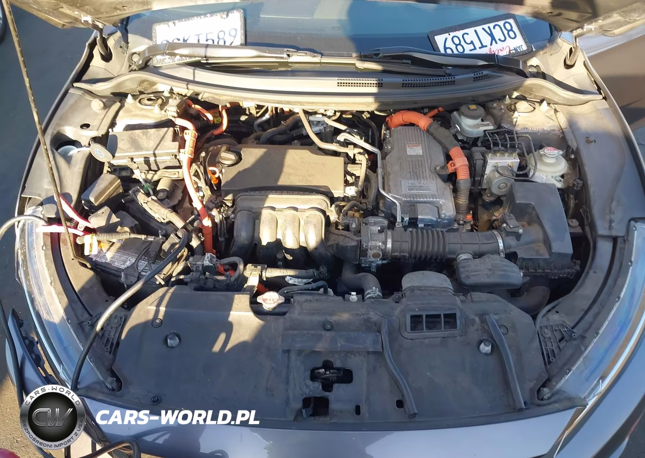 2018 Honda Clarity Plug-In Hybrid VIN:JHMZC5F14JC003008 - 10