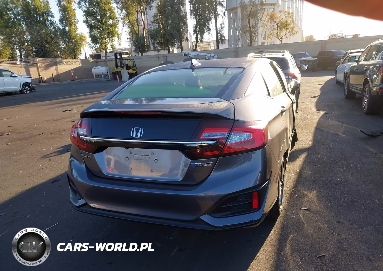 2018 Honda Clarity Plug-In Hybrid VIN:JHMZC5F14JC003008 - 16