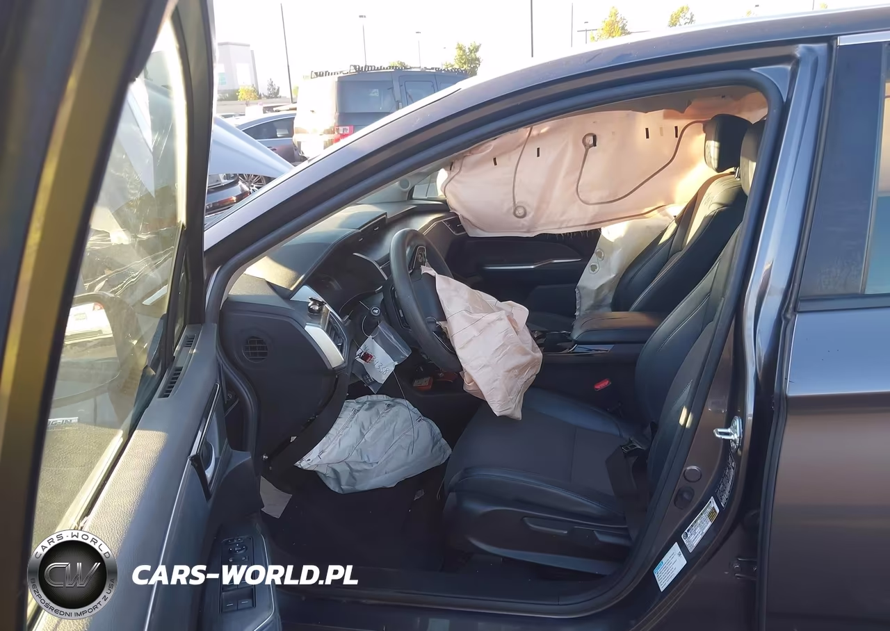 2018 Honda Clarity Plug-In Hybrid VIN:JHMZC5F14JC003008 - 5