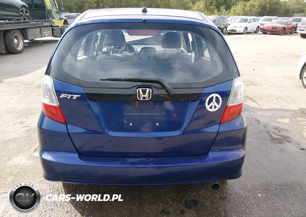 2013 Honda Fit VIN:JHMGE8H37DC077478 - 17