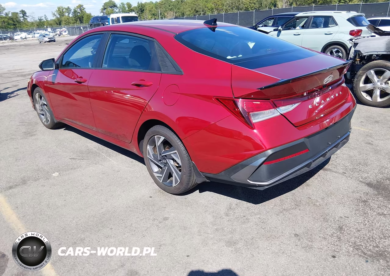 2025 Hyundai Elantra Sel Sport VIN:KMHLM4DG2SU875782 - 3