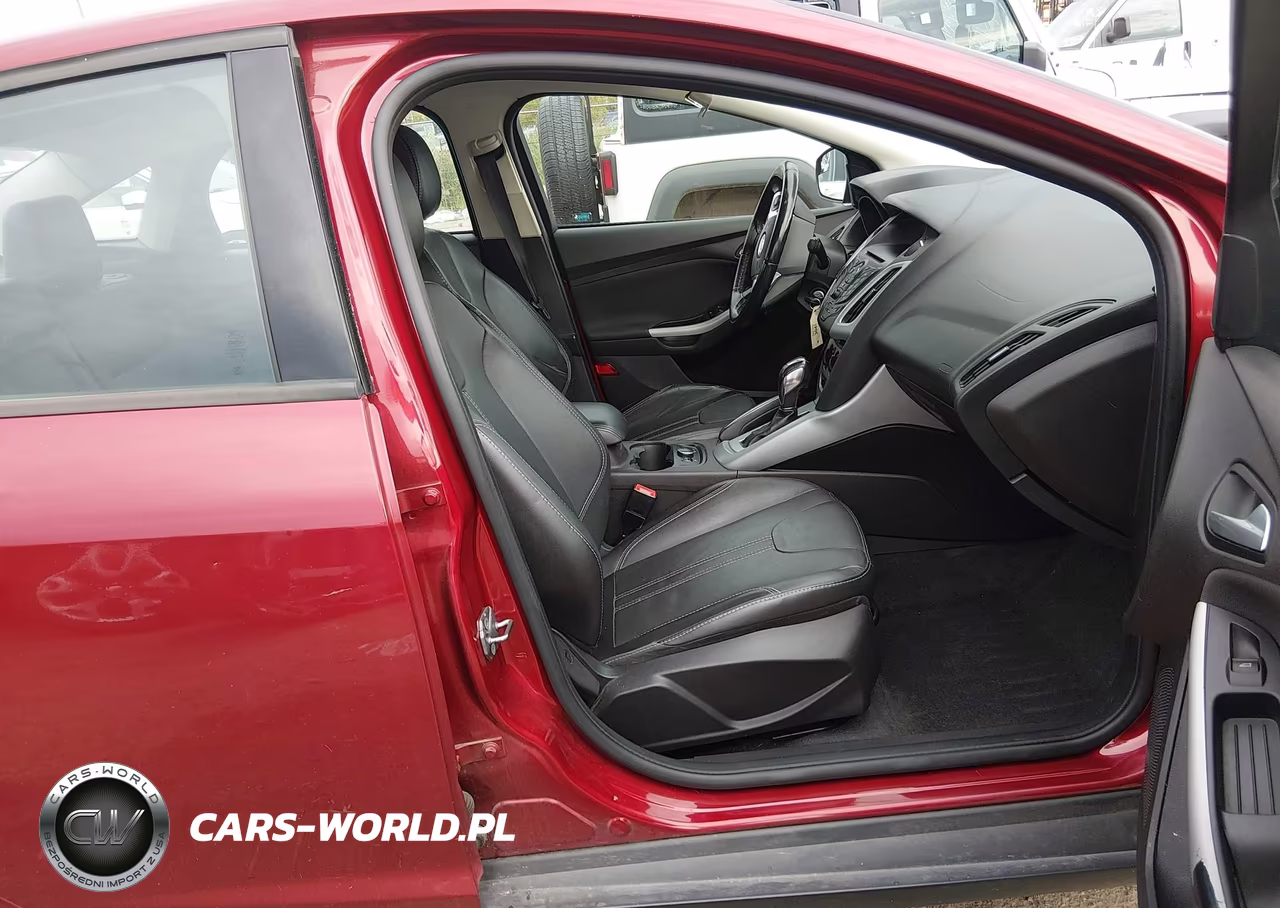 2013 Ford Focus Se VIN:1FADP3F27DL350503 - 5