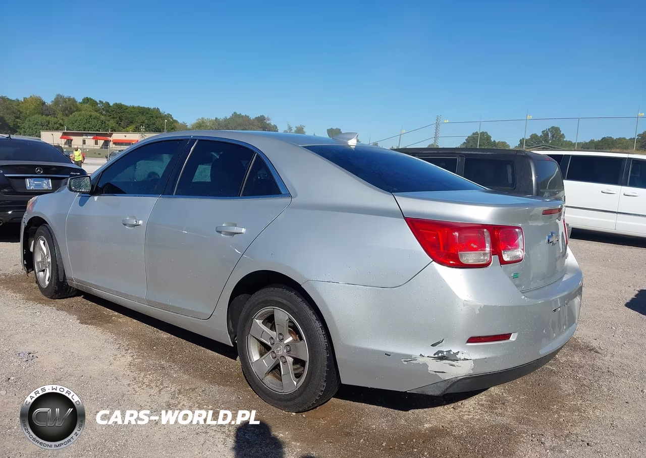 2015 Chevrolet Malibu 2Lt VIN:1G11D5SL3FF175614 - 3
