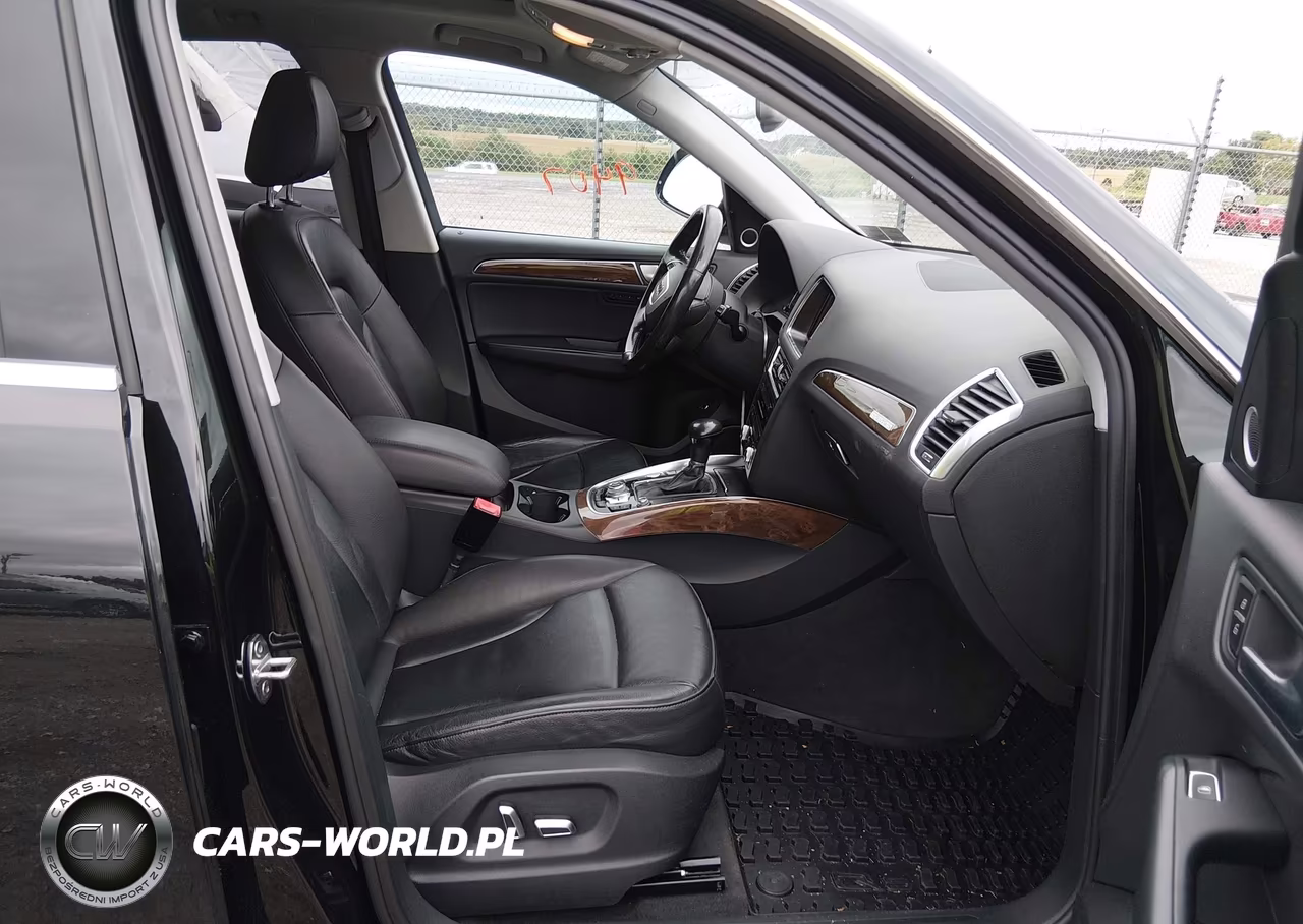 2017 Audi Q5 2.0T Premium VIN:WA1L2AFP0HA061799 - 5
