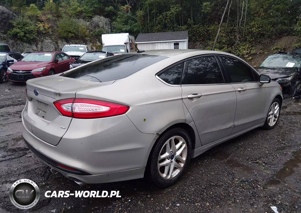 2015 Ford Fusion Se VIN:3FA6P0H77FR272468 - 4