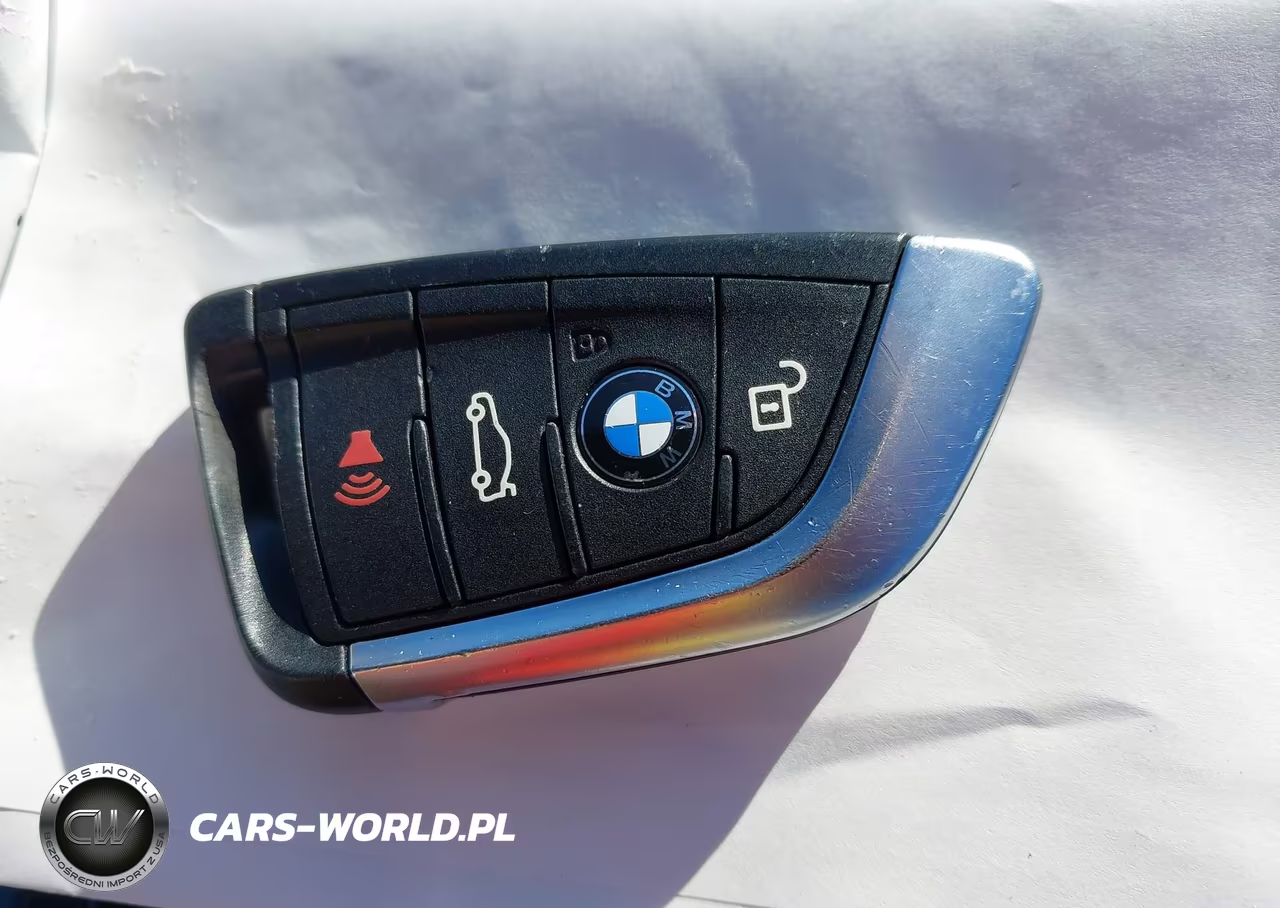 2018 BMW X1 xDrive28I VIN:WBXHT3C30J5F89207 - 11