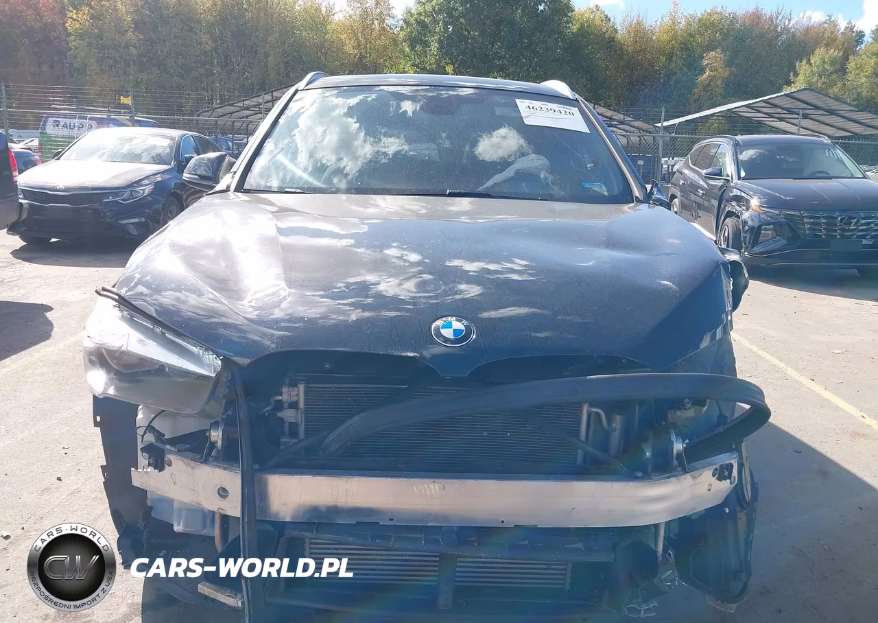 2018 BMW X1 xDrive28I VIN:WBXHT3C30J5F89207 - 13