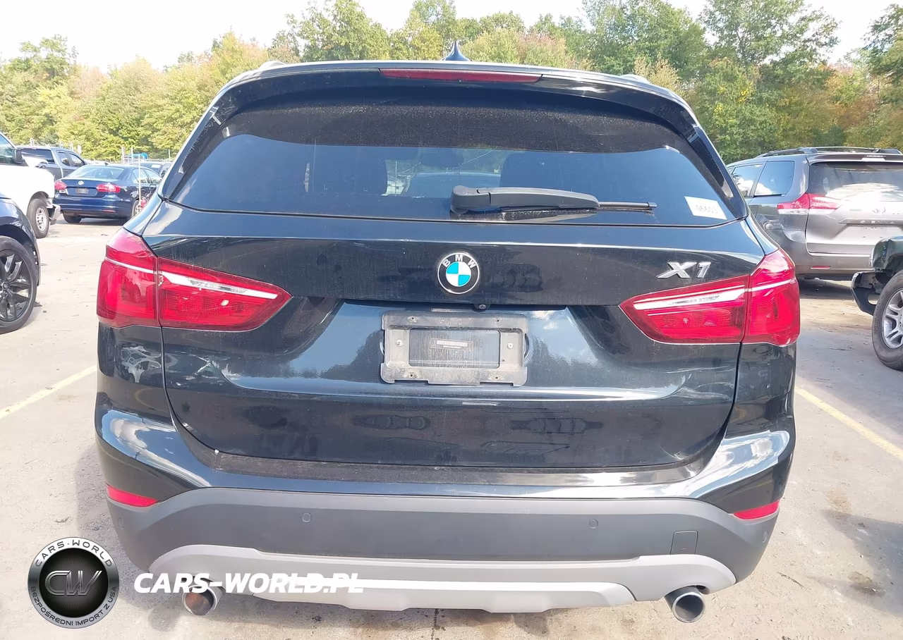 2018 BMW X1 xDrive28I VIN:WBXHT3C30J5F89207 - 17