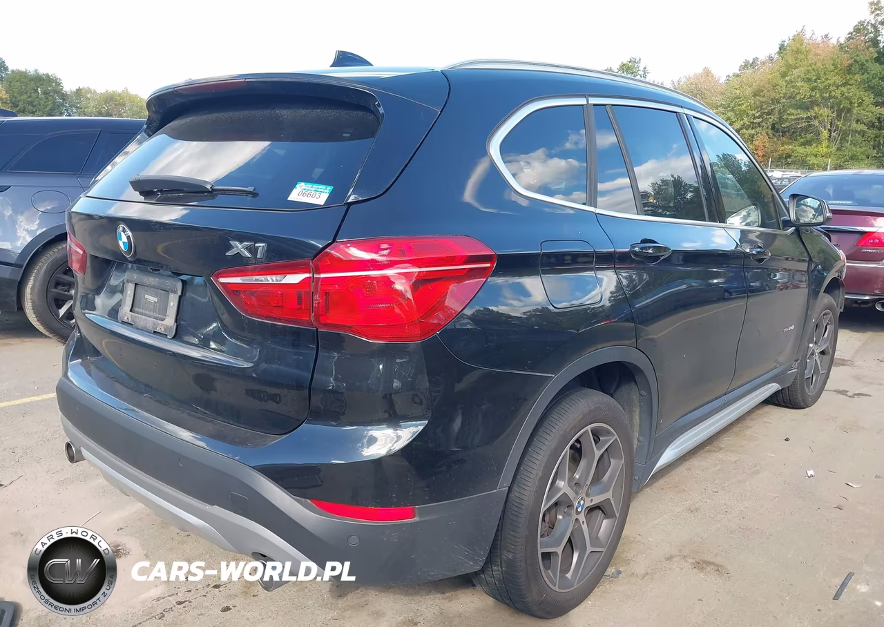 2018 BMW X1 xDrive28I VIN:WBXHT3C30J5F89207 - 4