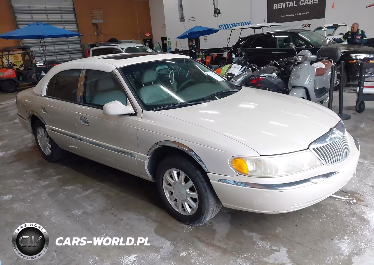 2002 Lincoln Continental