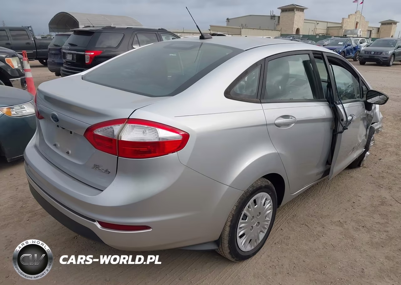 2019 Ford Fiesta S VIN:3FADP4AJ6KM163284 - 4