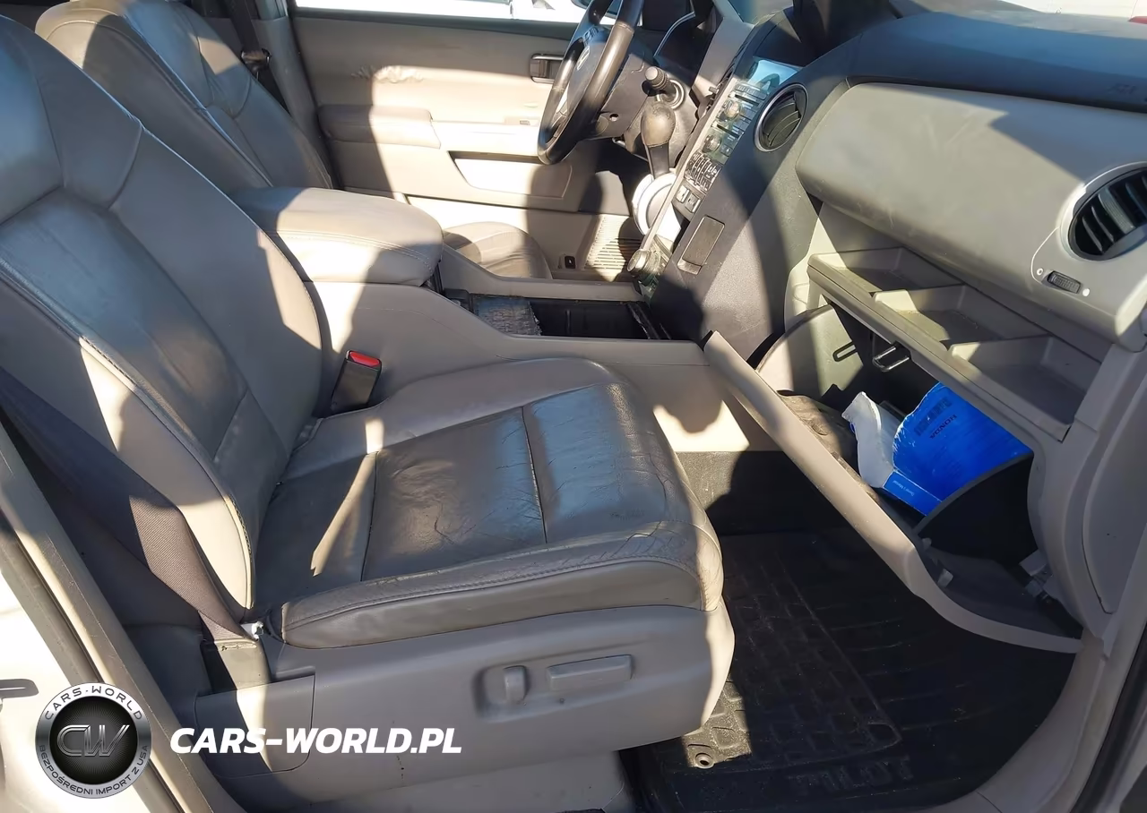 2009 Honda Pilot Touring VIN:5FNYF489X9B005006 - 5