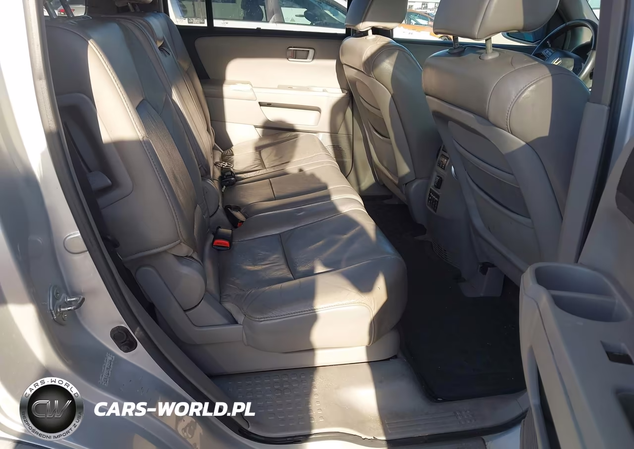 2009 Honda Pilot Touring VIN:5FNYF489X9B005006 - 8