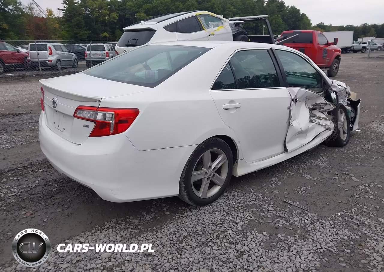 2012 Toyota Camry Se VIN:4T1BF1FK8CU103875 - 4