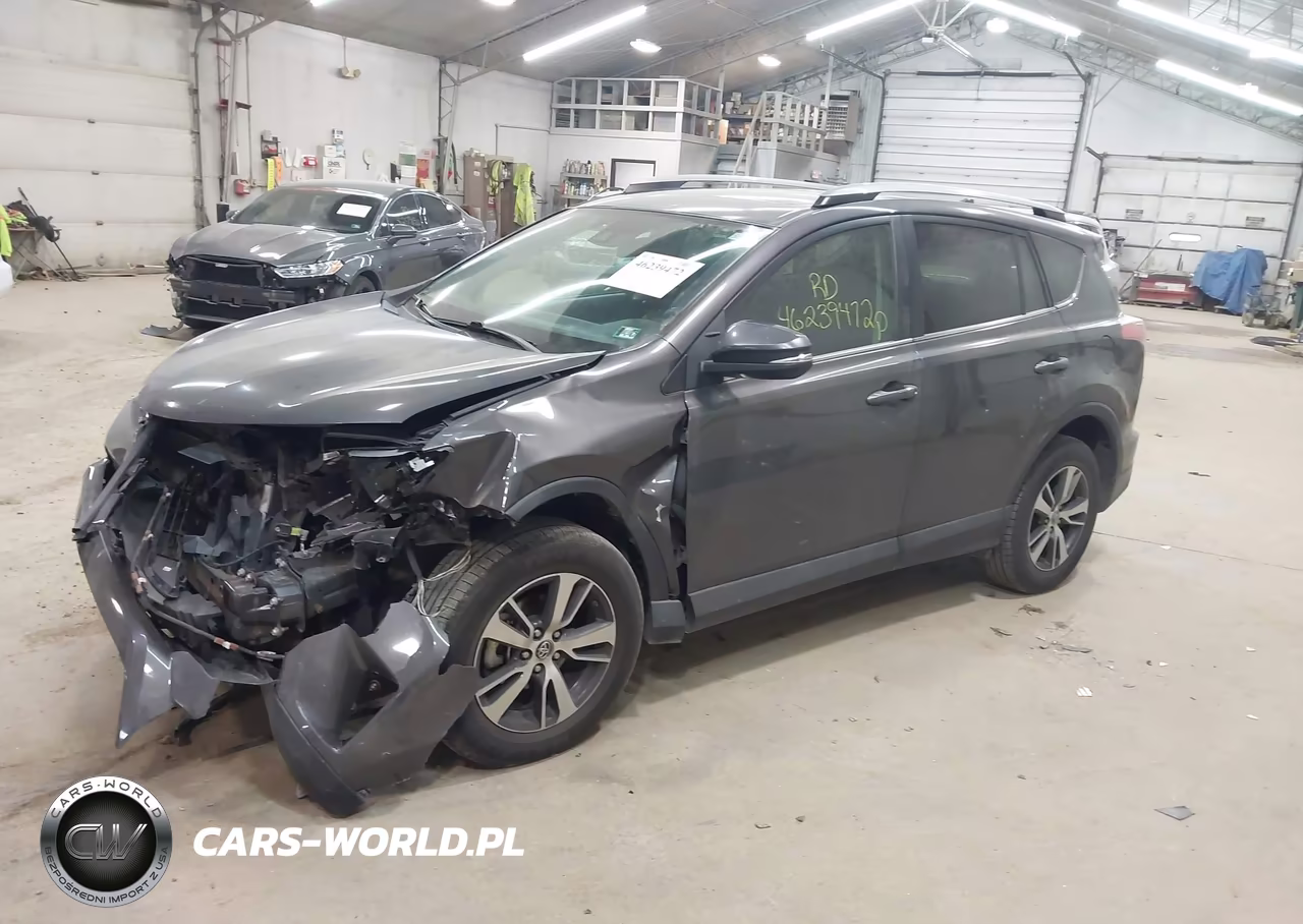 2017 Toyota Rav4 Xle VIN:2T3RFREV3HW567020 - 2