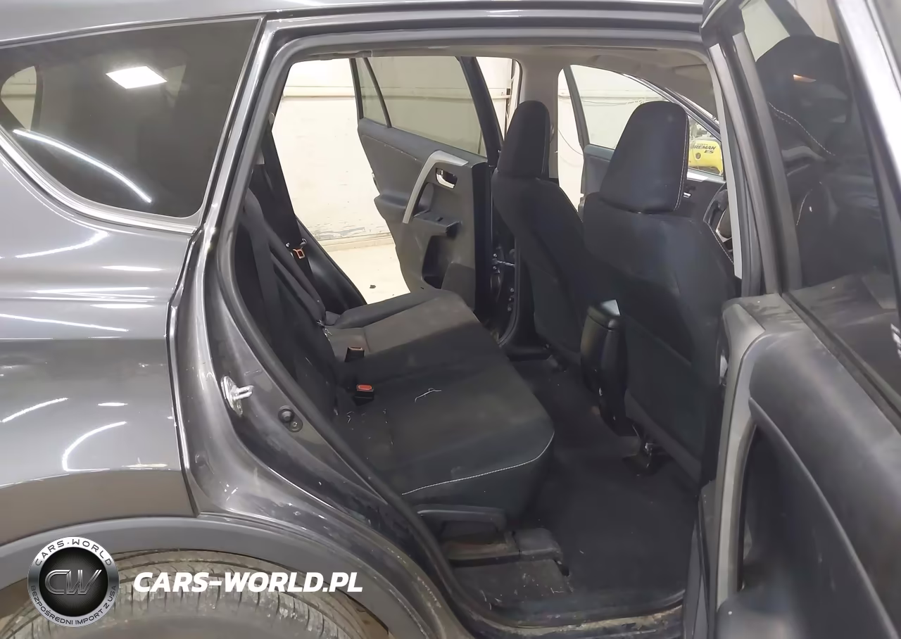 2017 Toyota Rav4 Xle VIN:2T3RFREV3HW567020 - 8