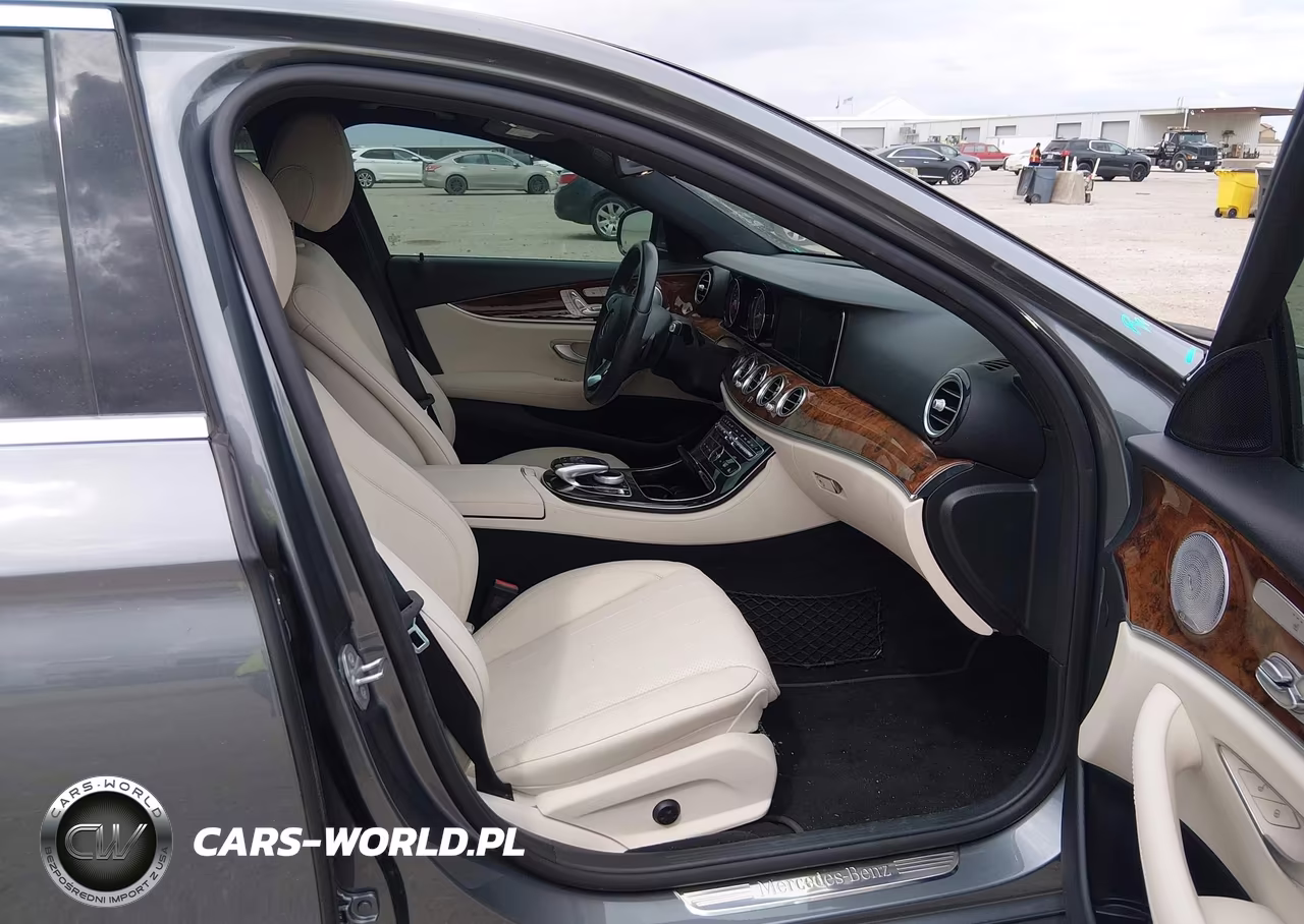 2018 Mercedes-Benz E 300 VIN:WDDZF4JB1JA310107 - 5