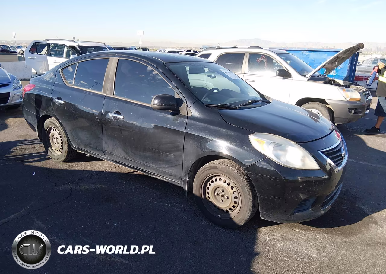2014 Nissan Versa 1.6 Sv