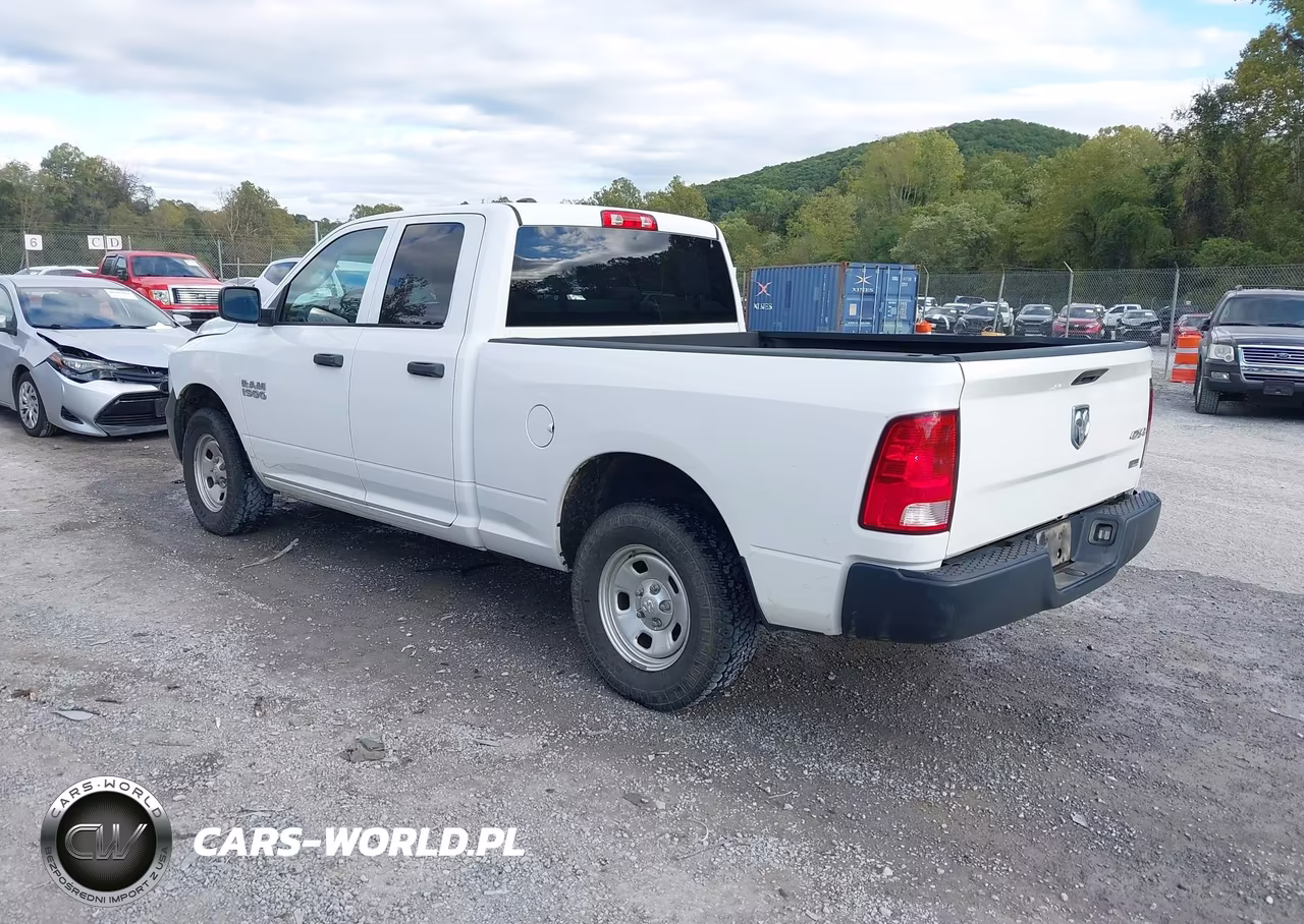 2017 Ram 1500 Tradesman 4X4 6'4 Box VIN:1C6RR7FG6HS610342 - 3