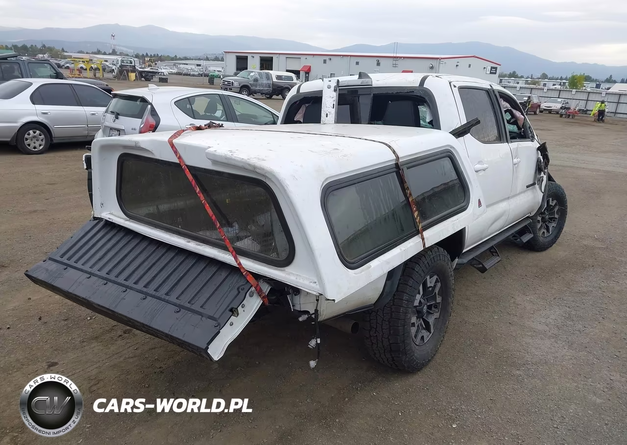 2023 Toyota Tacoma Trd Off Road VIN:3TMCZ5AN7PM639963 - 4