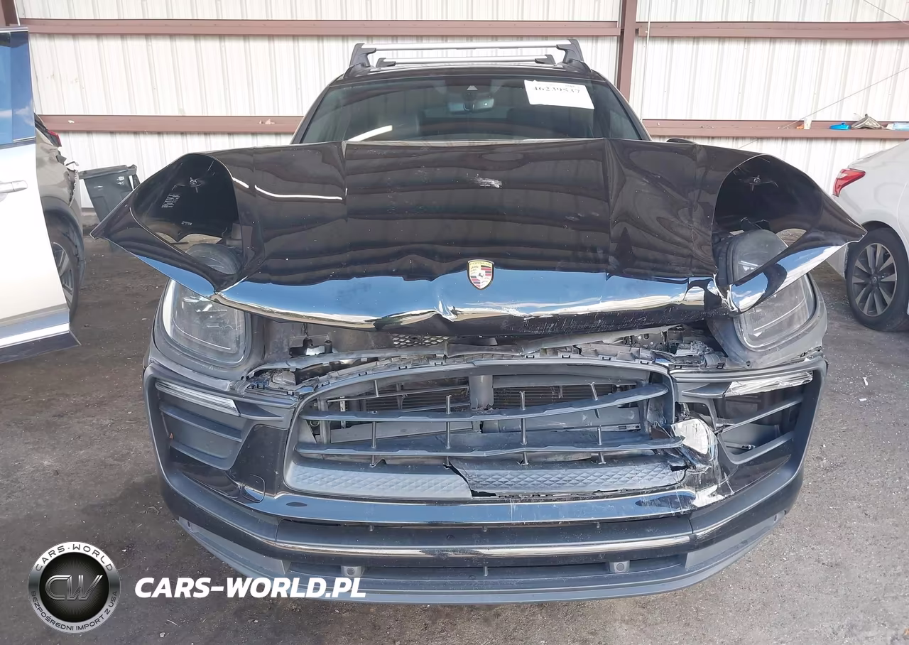 2022 Porsche Macan VIN:WP1AA2A52NLB00516 - 12