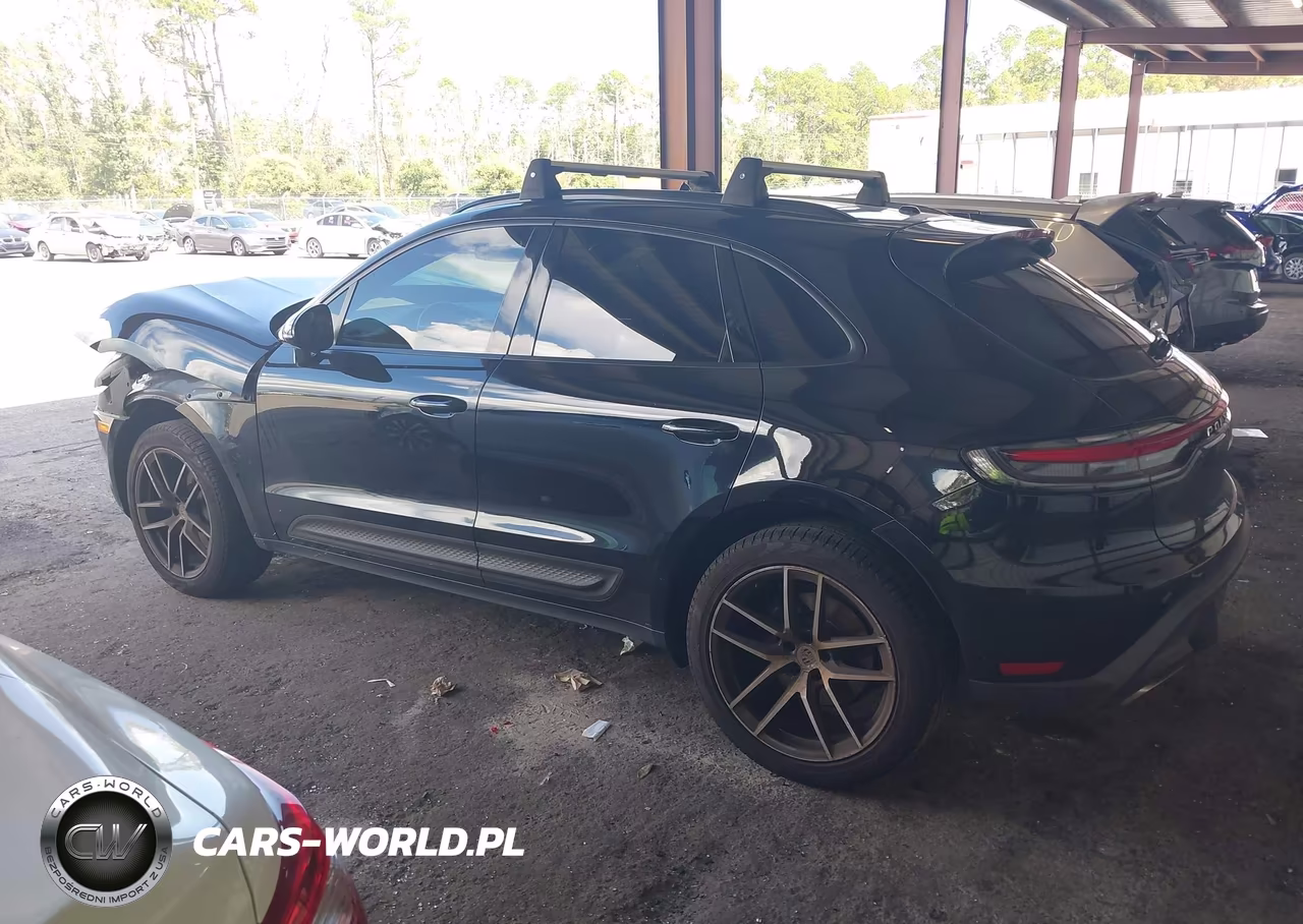 2022 Porsche Macan VIN:WP1AA2A52NLB00516 - 3