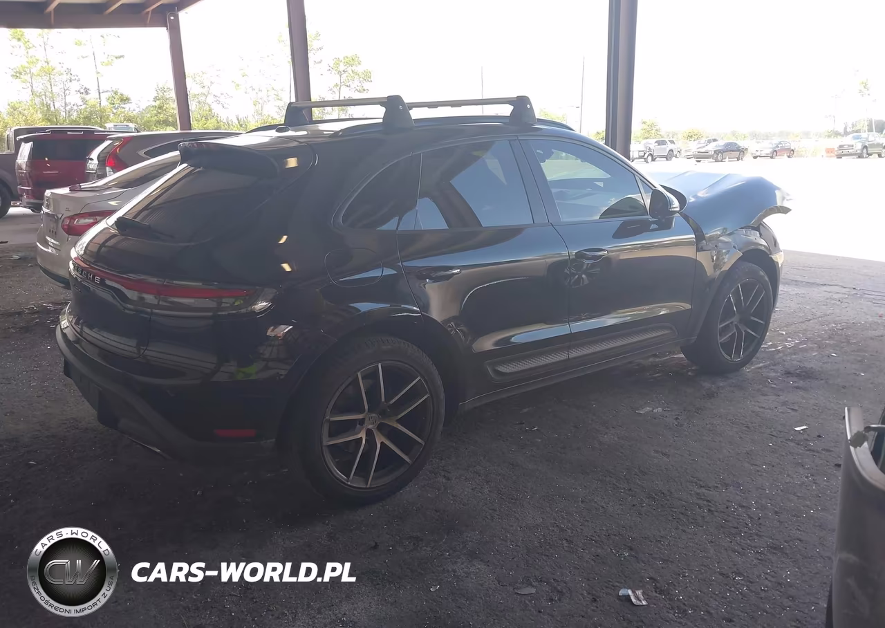 2022 Porsche Macan VIN:WP1AA2A52NLB00516 - 4