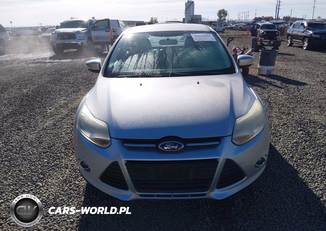 2014 Ford Focus Se VIN:1FADP3F26EL337209 - 6