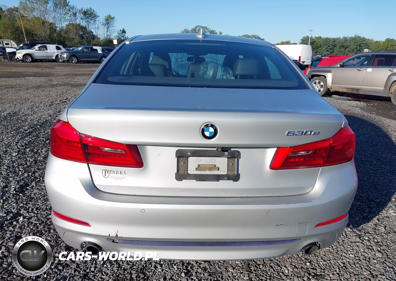 2018 BMW 530E xDrive Iperformance VIN:WBAJB1C5XJB085086 - 16