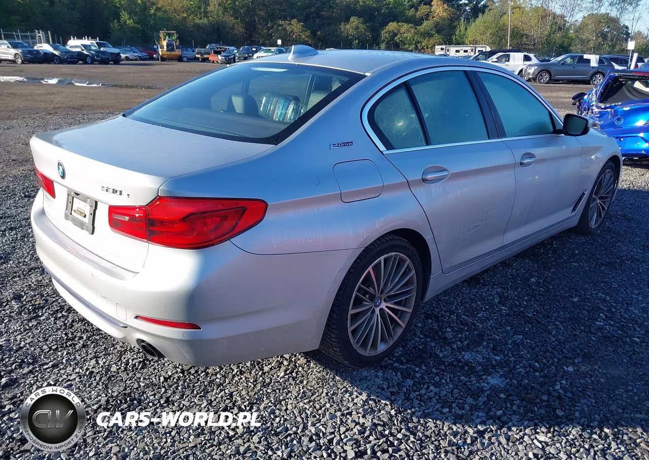 2018 BMW 530E xDrive Iperformance VIN:WBAJB1C5XJB085086 - 4