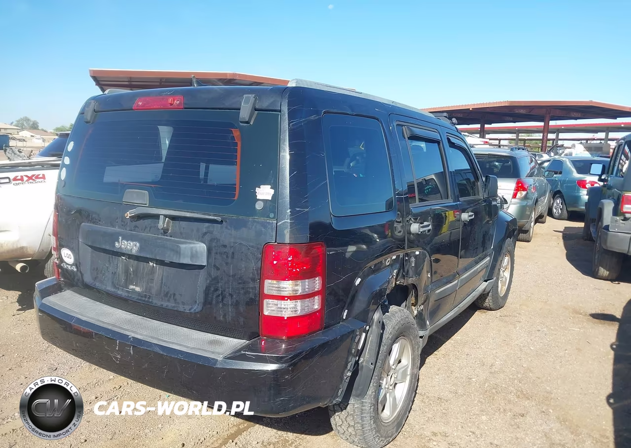 2012 Jeep Liberty Sport VIN:1C4PJMAK9CW110257 - 4