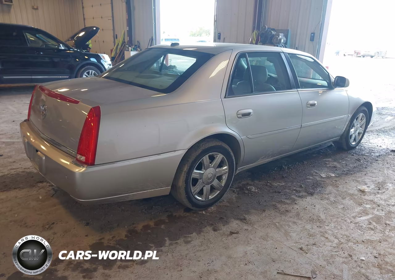 2007 Cadillac Dts Luxury I VIN:1G6KD57Y57U124888 - 4