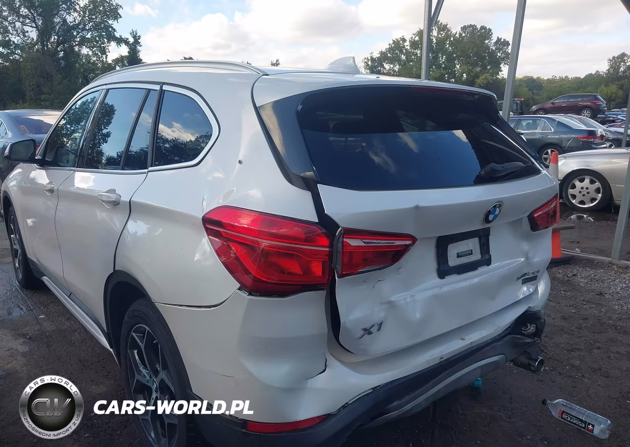 2018 BMW X1 xDrive28I VIN:WBXHT3C39J3H29993 - 6