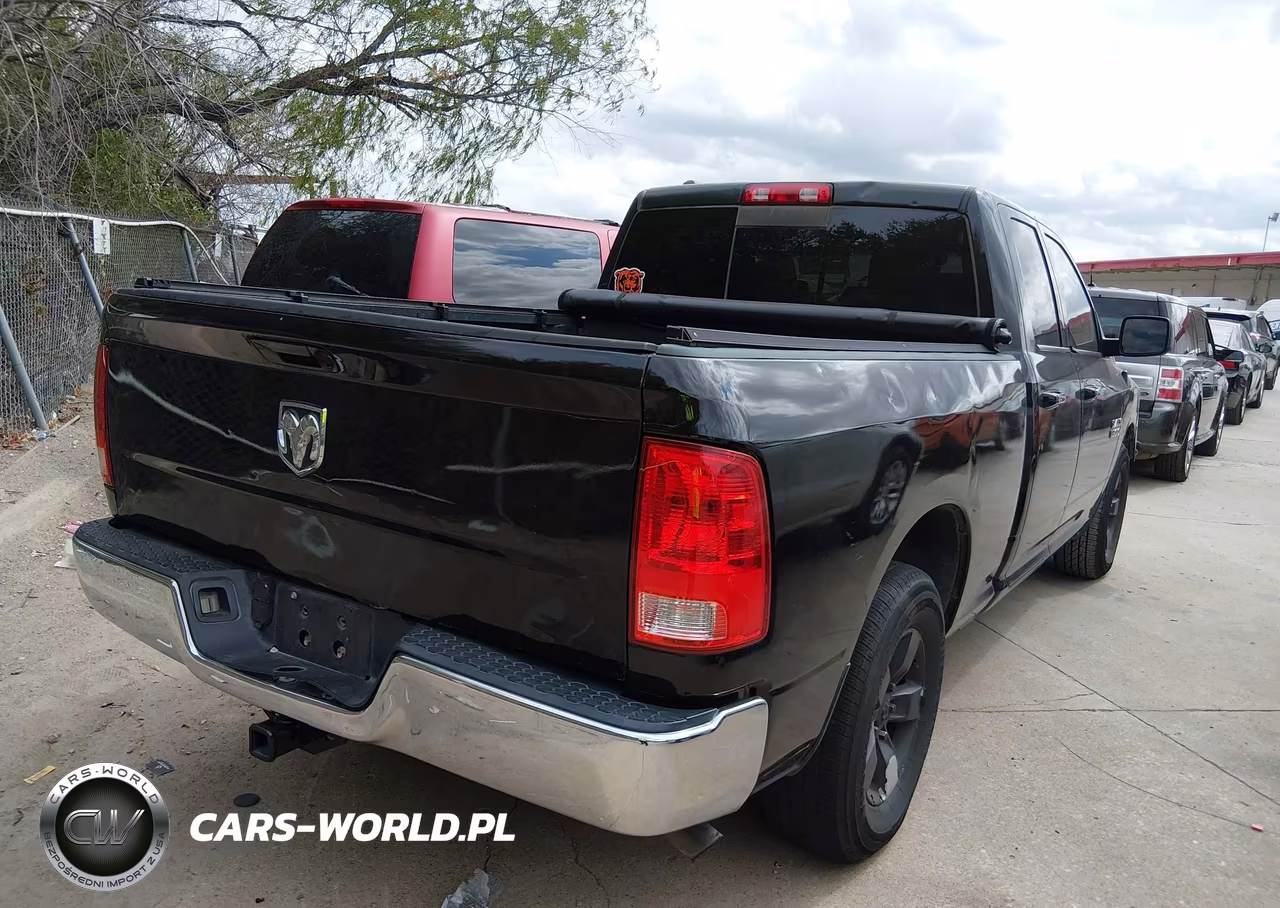 2017 Ram 1500 Slt 4X2 6'4 Box VIN:1C6RR6GGXHS746997 - 4