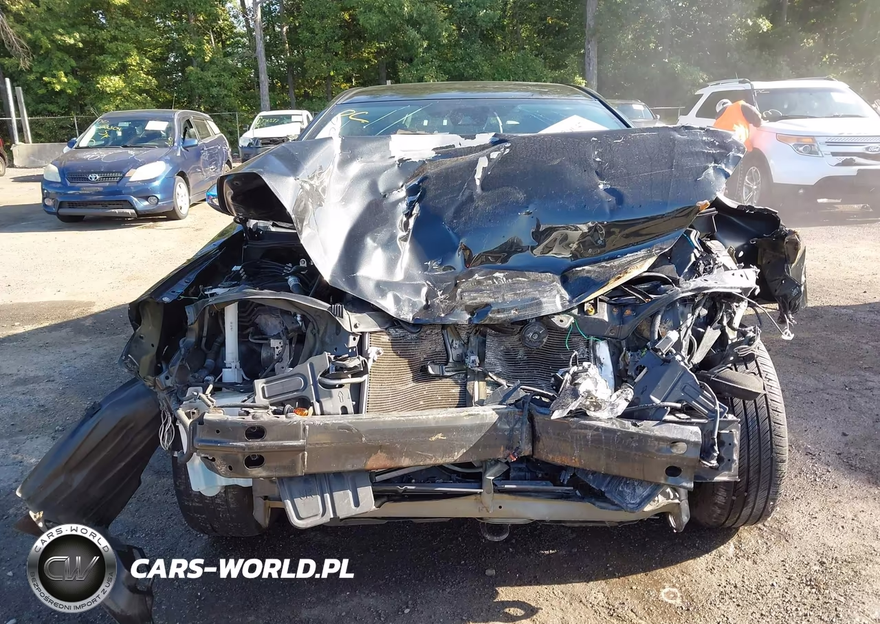 2017 Toyota Corolla Le VIN:2T1BURHE3HC758854 - 12